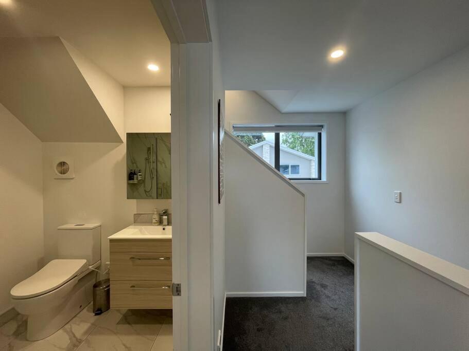 Parkside Retreat - 3 Beds -Sleeps 6 Near Westfield Villa Christchurch Eksteriør bilde