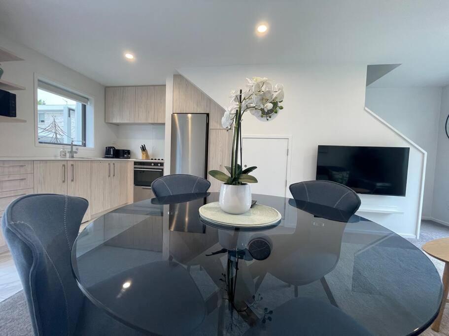Parkside Retreat - 3 Beds -Sleeps 6 Near Westfield Villa Christchurch Eksteriør bilde