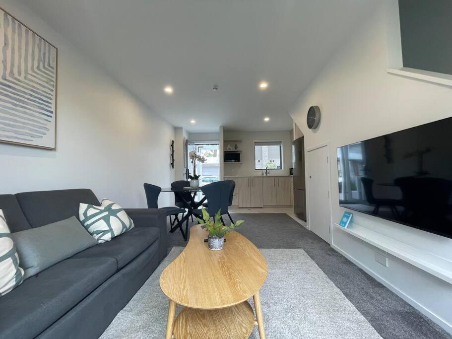 Parkside Retreat - 3 Beds -Sleeps 6 Near Westfield Villa Christchurch Eksteriør bilde